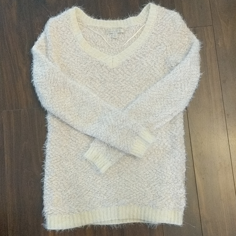 Lauren Conrad sweater